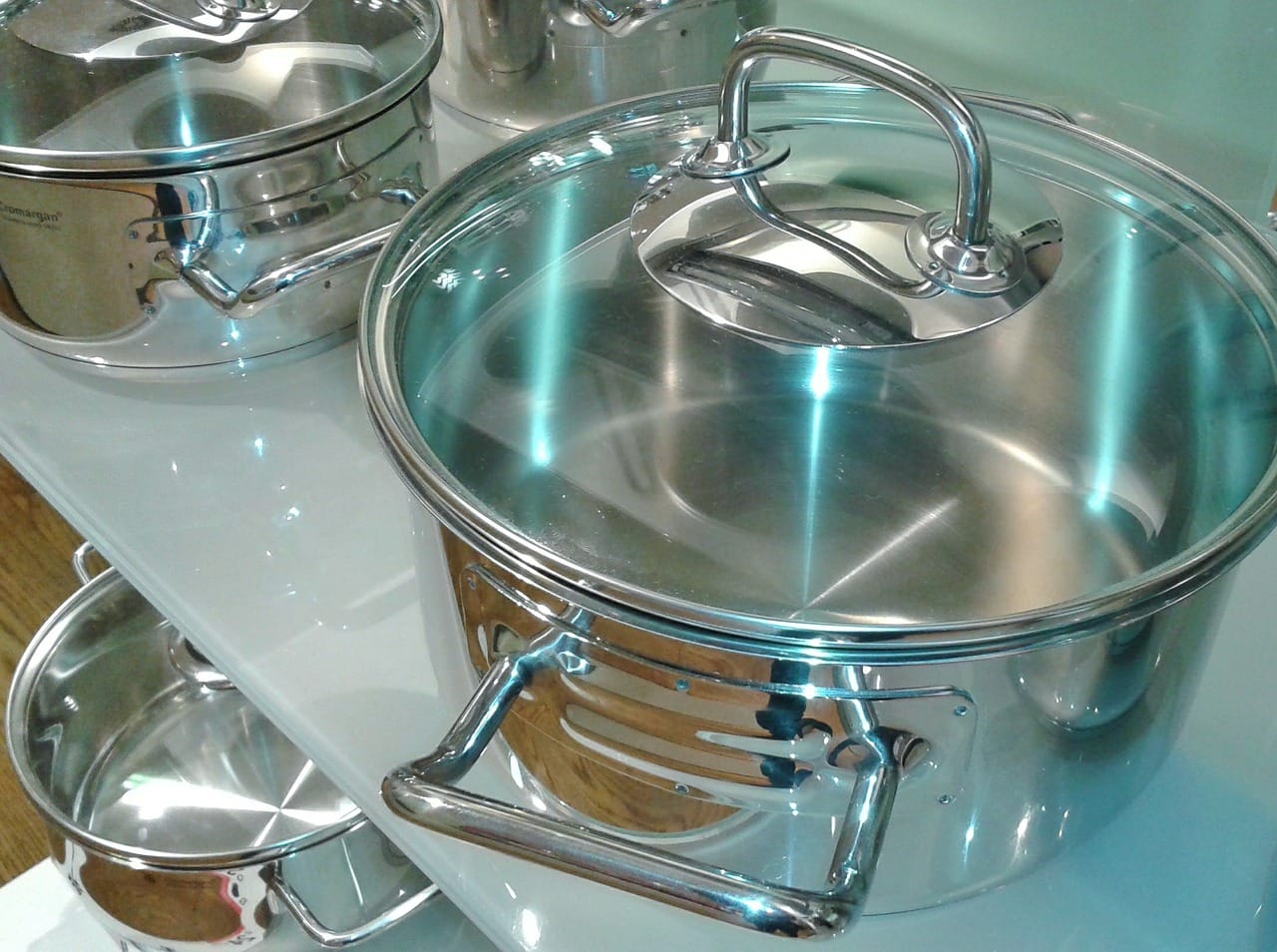 Top Types of Cookware Materials
